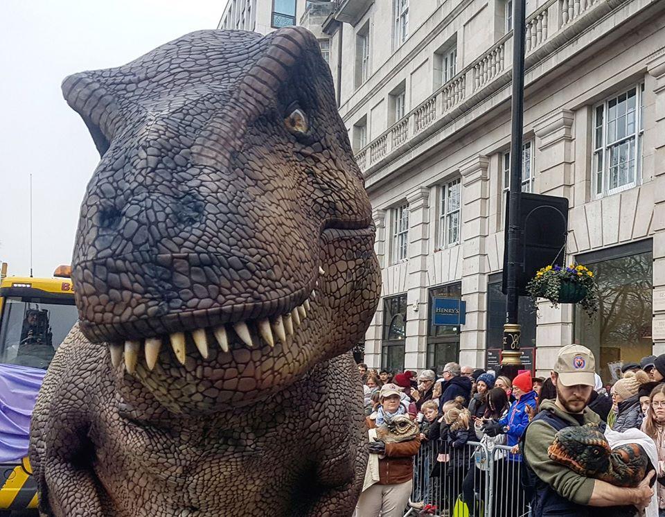 hire a t-rex in london hire a t-rex uk hire the most realistic t-rex 