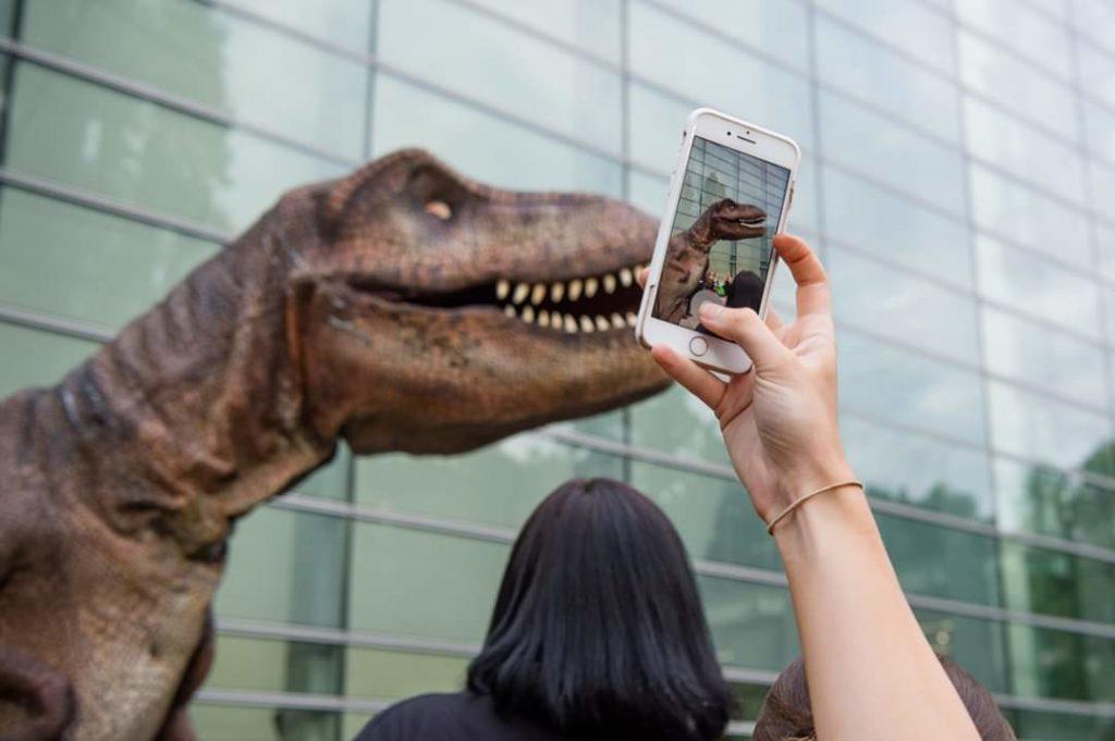the best dinosaur for events the best pr get more pr for your events hire a fossil hire a trex skull t-rex skull hire prop hire dinosaur installations hire museum quality props for film realistic dinosaur for hire