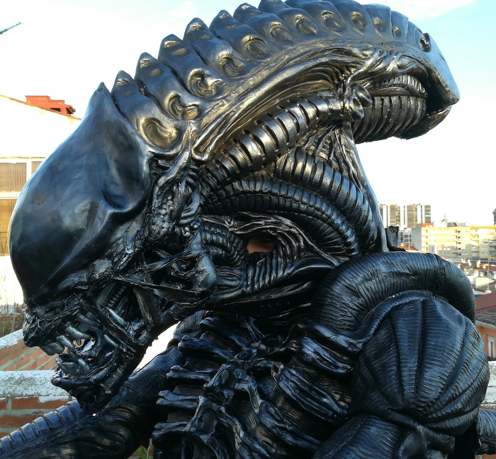 hire a mutant hire a xenomorph hire an alien alien earth xenomorph costume